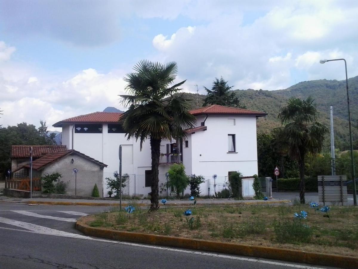La Casa Bianca Apartment Roe ภายนอก รูปภาพ