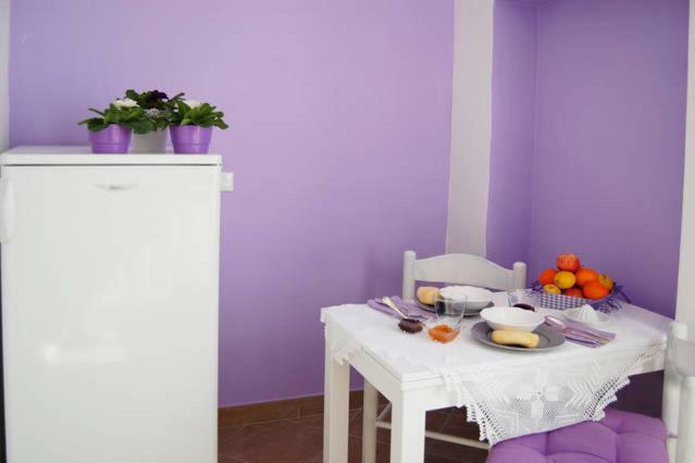 La Casa Bianca Apartment Roe ภายนอก รูปภาพ