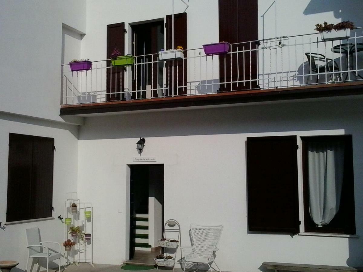 La Casa Bianca Apartment Roe ภายนอก รูปภาพ