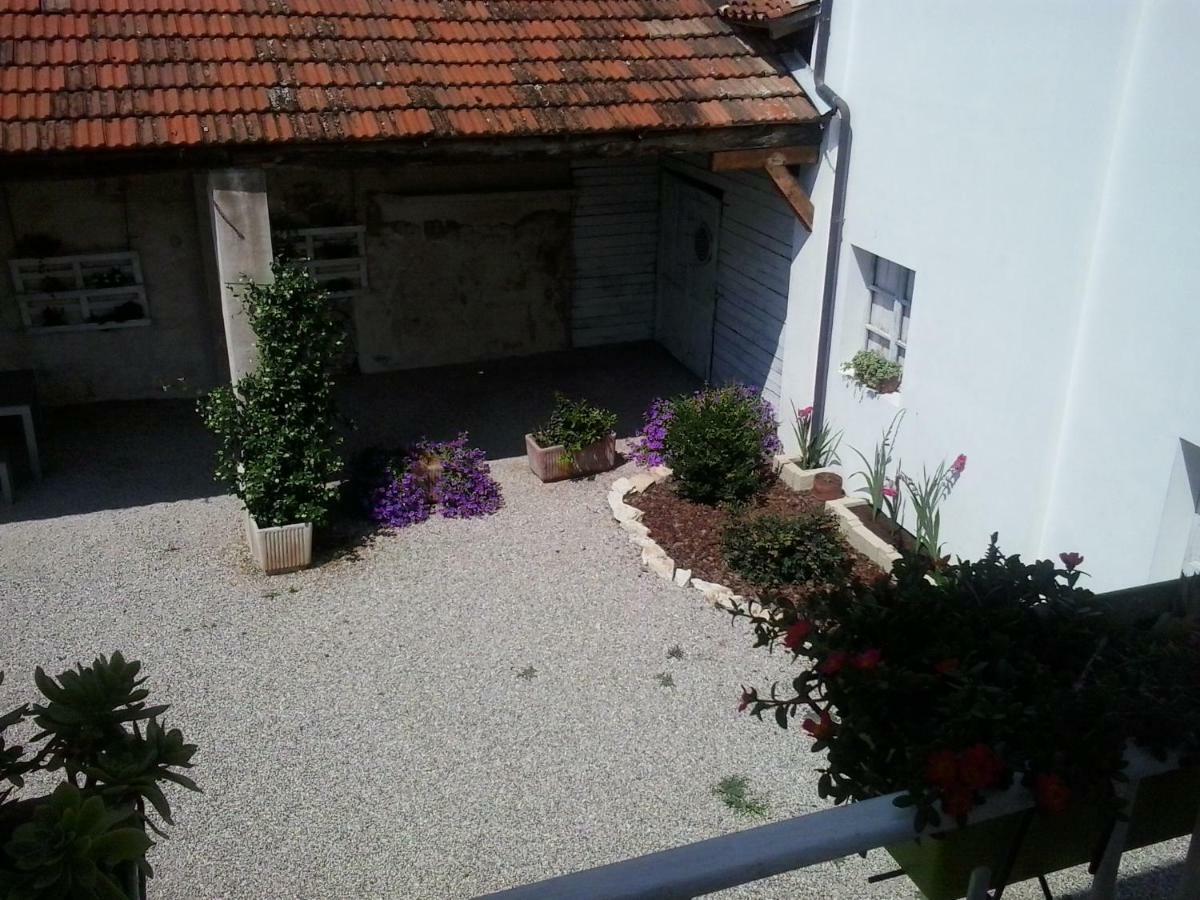 La Casa Bianca Apartment Roe ภายนอก รูปภาพ